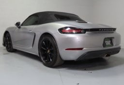 2017 Porsche 718 Boxster - Image 12
