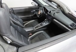 2017 Porsche 718 Boxster - Image 16