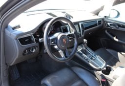 2015 Porsche Macan S AWD - Image 33