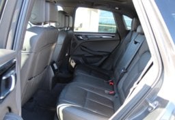 2015 Porsche Macan S AWD - Image 40