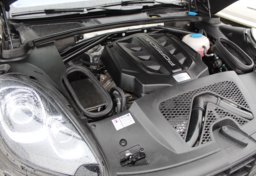 2015 Porsche Macan S AWD - Image 80
