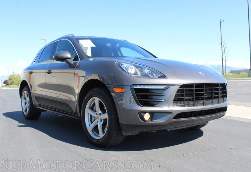 2015 Porsche Macan S AWD - Image 4