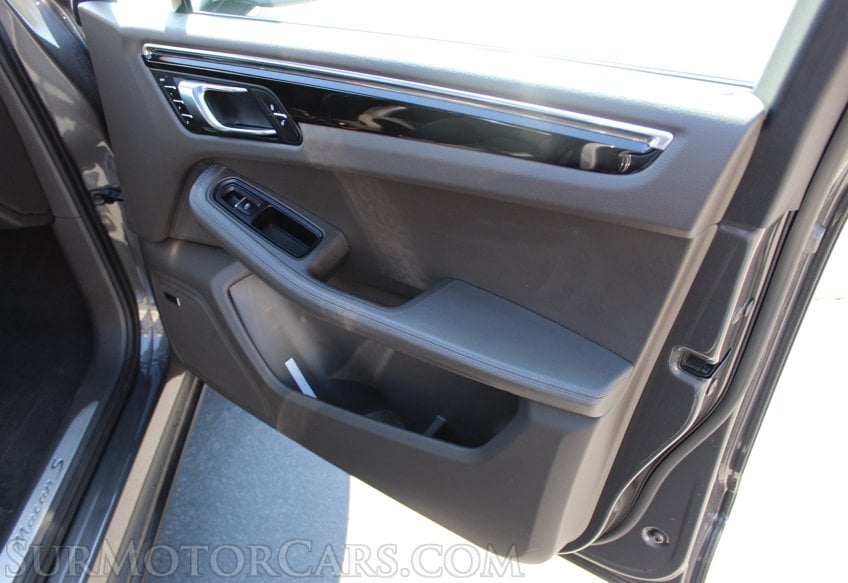 2015 Porsche Macan S AWD - Image 69