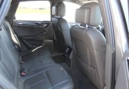 2015 Porsche Macan S AWD - Image 43