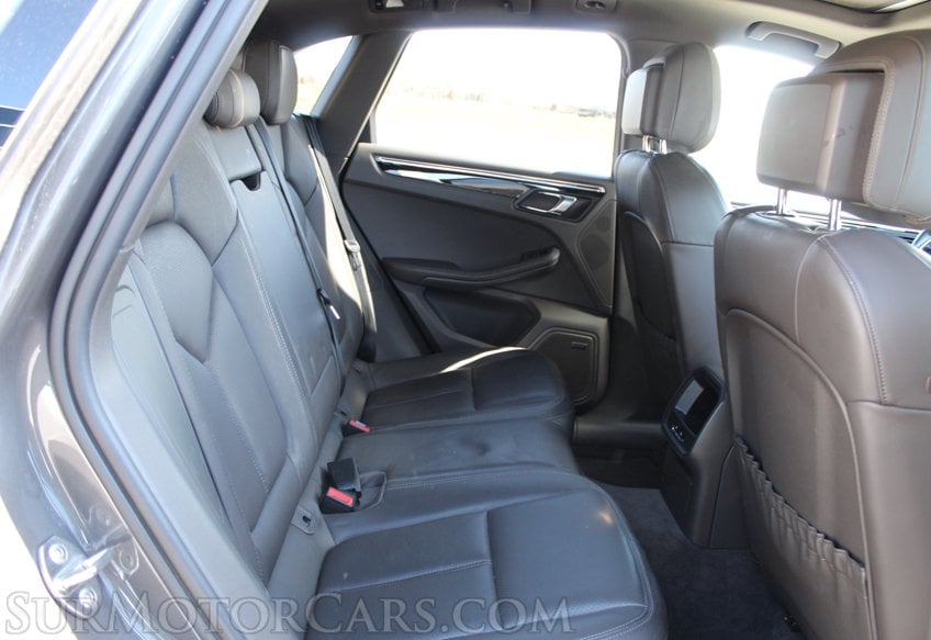 2015 Porsche Macan S AWD - Image 44