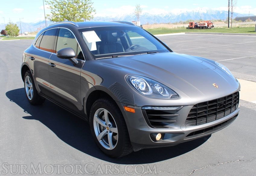 2015 Porsche Macan S AWD - Image 6