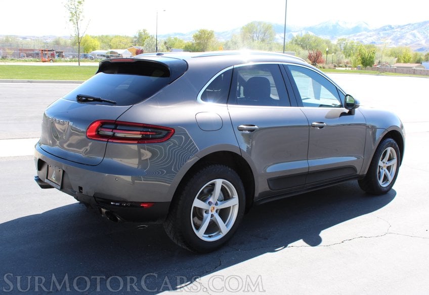 2015 Porsche Macan S AWD - Image 10