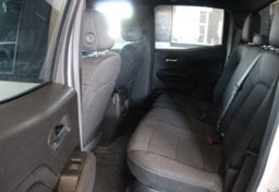 2024 GMC Canyon - Image 39