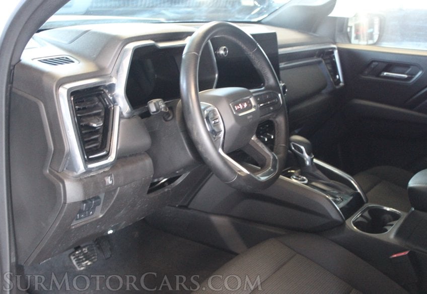 2024 GMC Canyon - Image 33