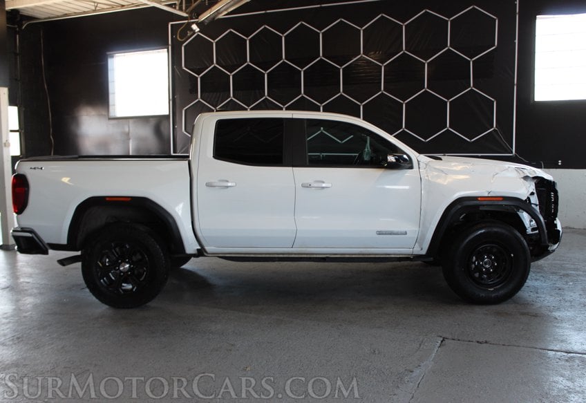 2024 GMC Canyon - Image 11