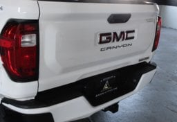 2024 GMC Canyon - Image 25