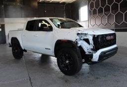 2024 GMC Canyon - Image 3