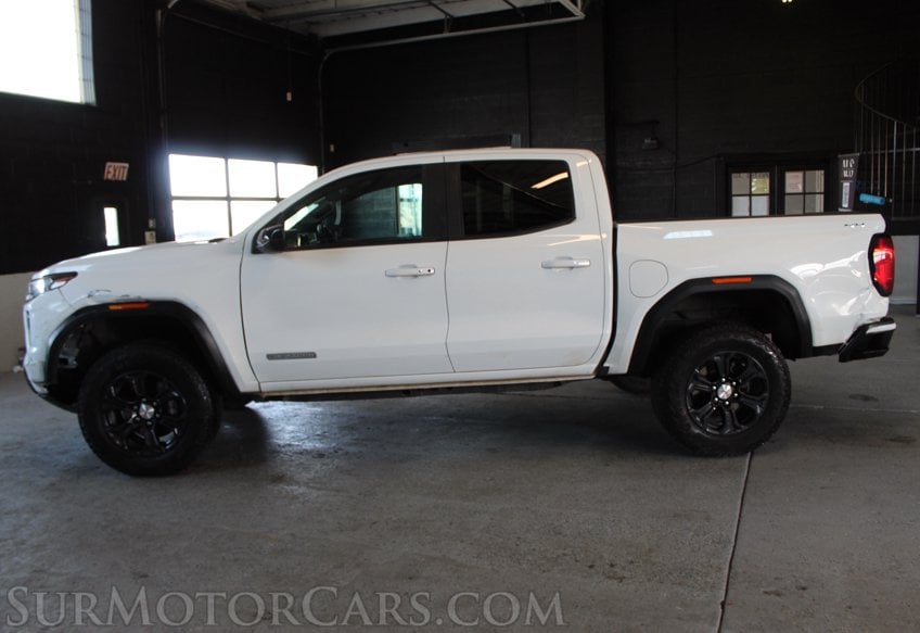 2024 GMC Canyon - Image 9