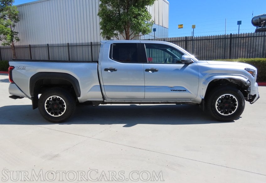 2026 Toyota Tacoma TRD Off-Road - Image 6
