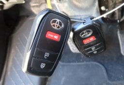 2026 Toyota Tacoma TRD Off-Road - Image 38