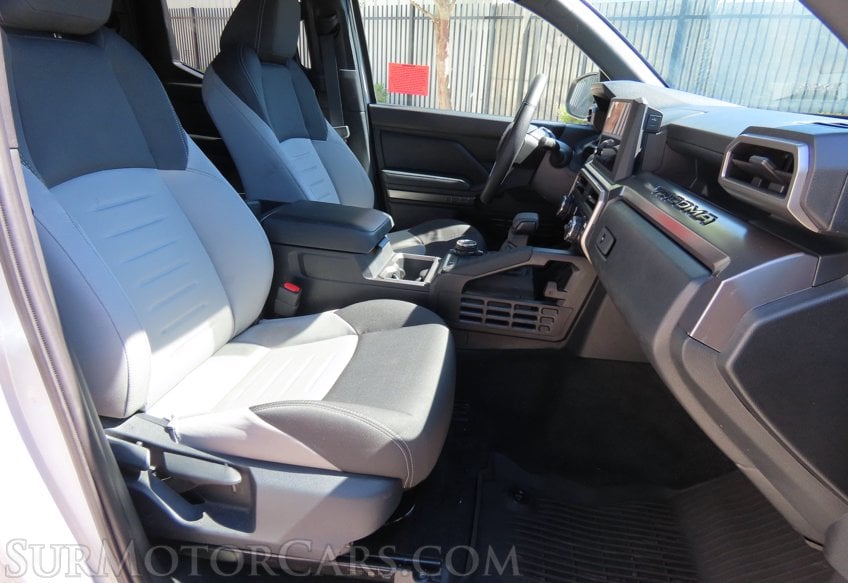 2026 Toyota Tacoma TRD Off-Road - Image 29
