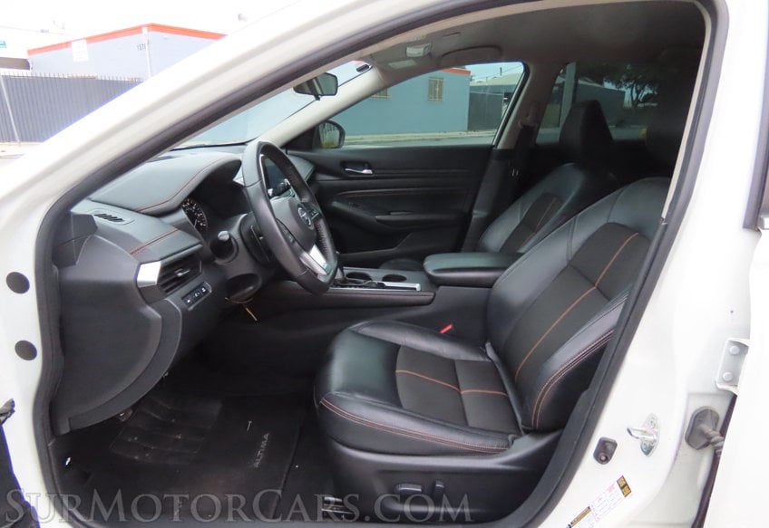 2022 Nissan Altima - Image 20