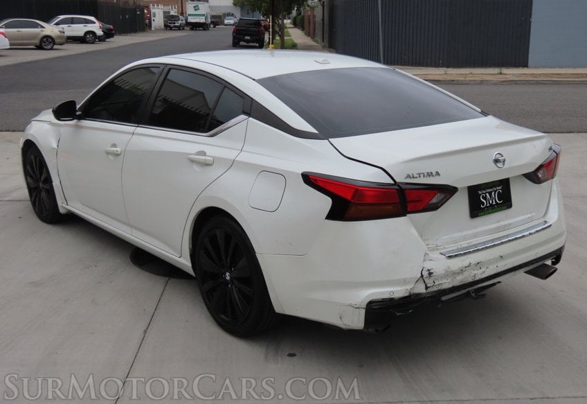 2022 Nissan Altima - Image 7