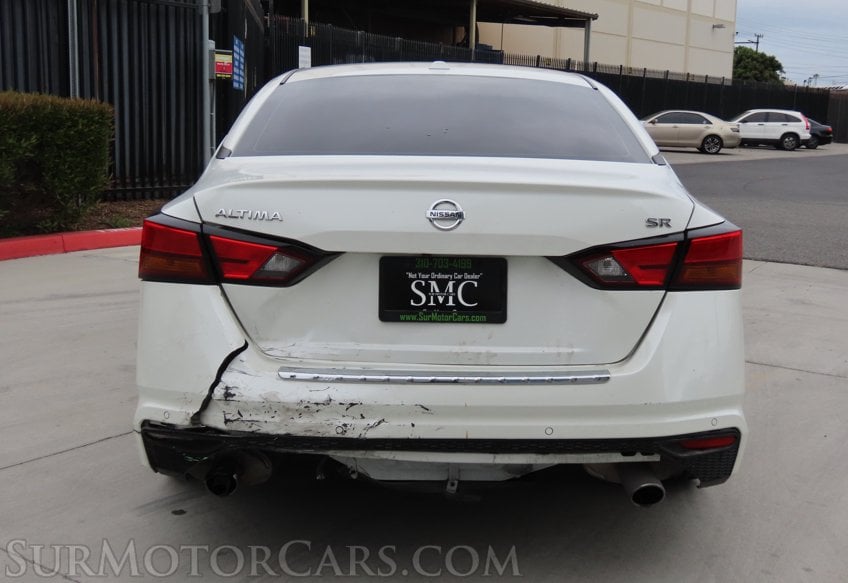 2022 Nissan Altima - Image 11