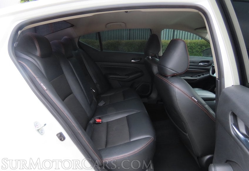 2022 Nissan Altima - Image 23