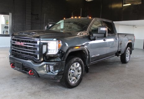 2020 GMC Sierra 3500HD. AT4