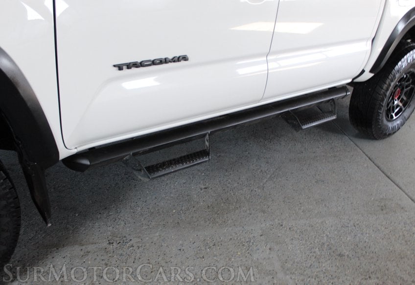 2023 Toyota Tacoma TRD Pro - Image 18