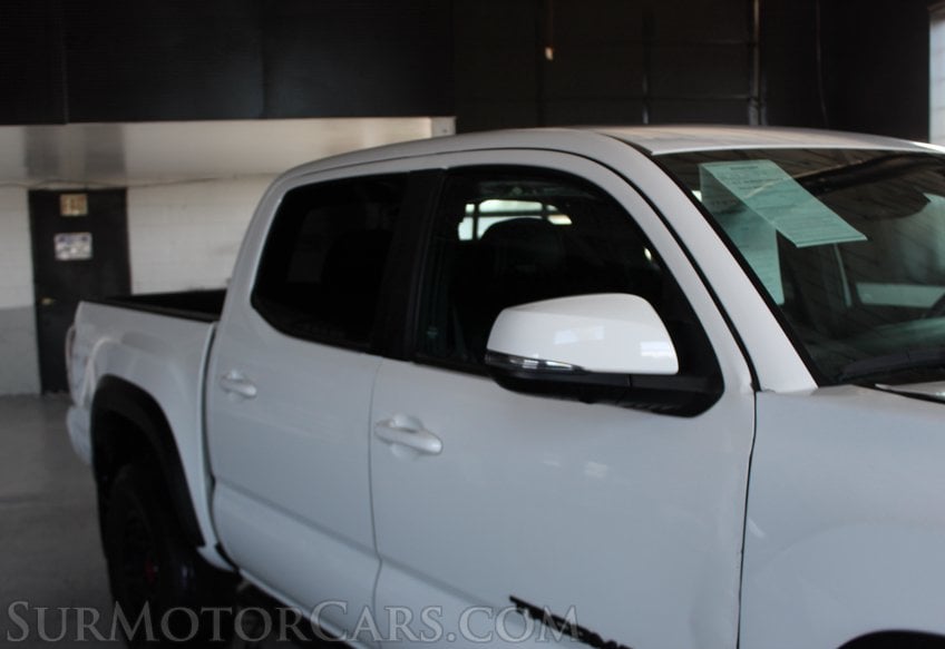 2023 Toyota Tacoma TRD Pro - Image 16