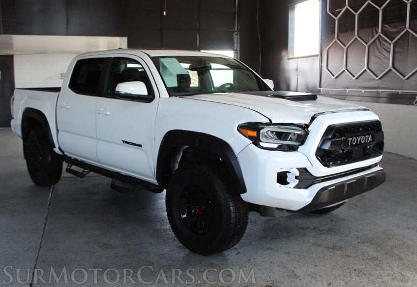 2023 Toyota Tacoma TRD Pro - Image 3