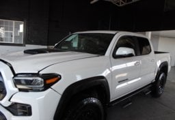 2023 Toyota Tacoma TRD Pro - Image 19