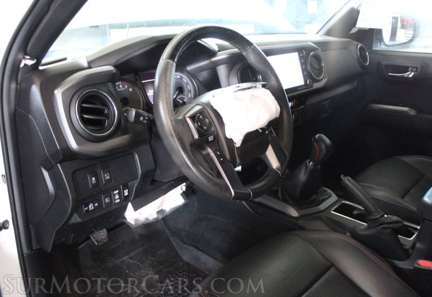 2023 Toyota Tacoma TRD Pro - Image 26