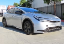 2026 Toyota Prius LE - Image 3
