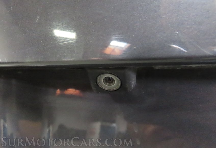 2015 Toyota Prius III - Image 11