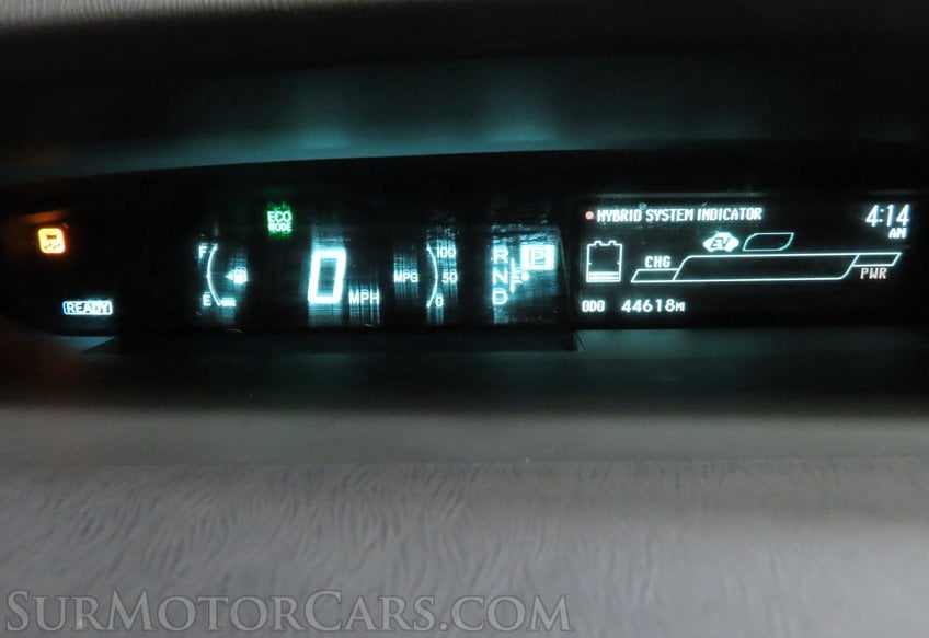 2015 Toyota Prius III - Image 37