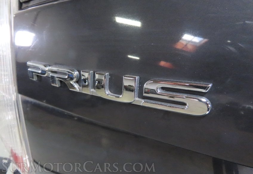 2015 Toyota Prius III - Image 12