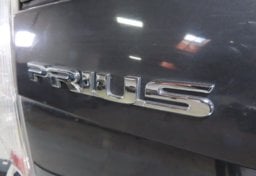 2015 Toyota Prius III - Image 12