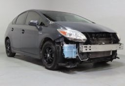 2015 Toyota Prius III - Image 3