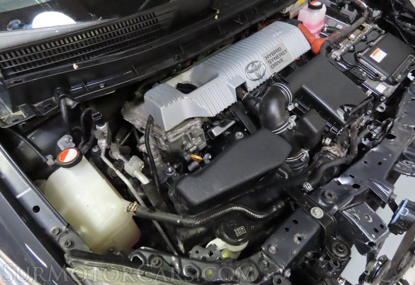 2015 Toyota Prius III - Image 29