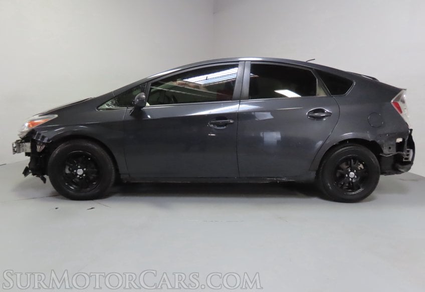 2015 Toyota Prius III - Image 5