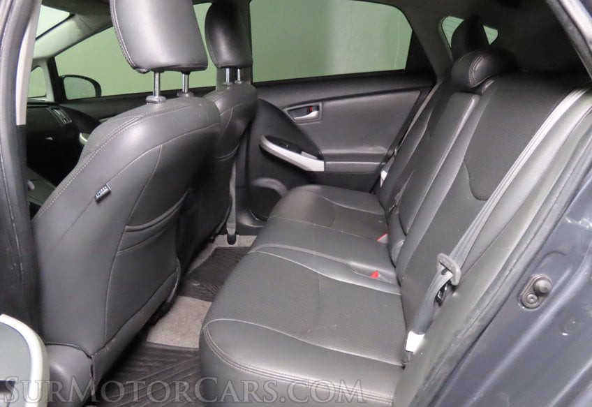 2015 Toyota Prius III - Image 17