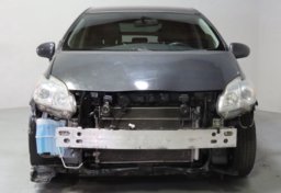 2015 Toyota Prius III - Image 10