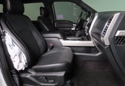 2016 Ford F-150 Lariat - Image 34