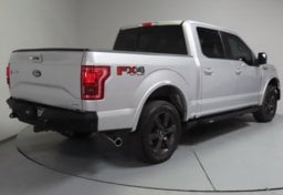 2016 Ford F-150 Lariat - Image 9
