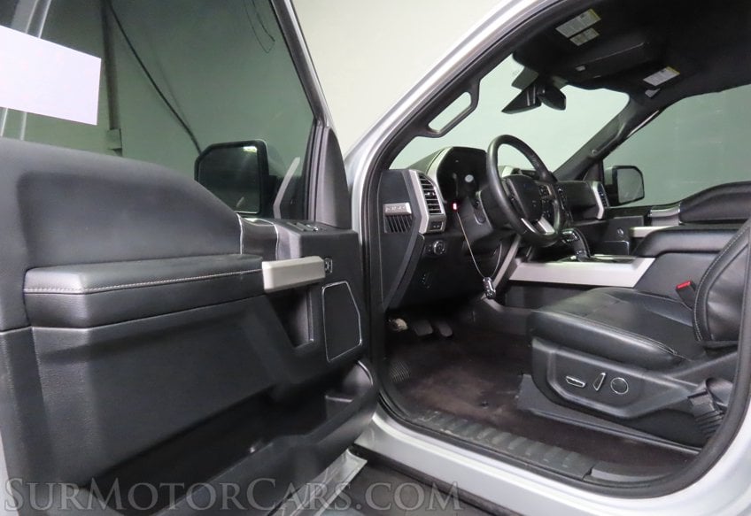 2016 Ford F-150 Lariat - Image 25