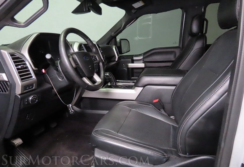 2016 Ford F-150 Lariat - Image 29