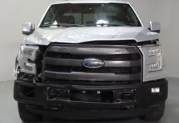2016 Ford F-150 Lariat - Image 12