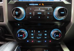 2016 Ford F-150 Lariat - Image 50