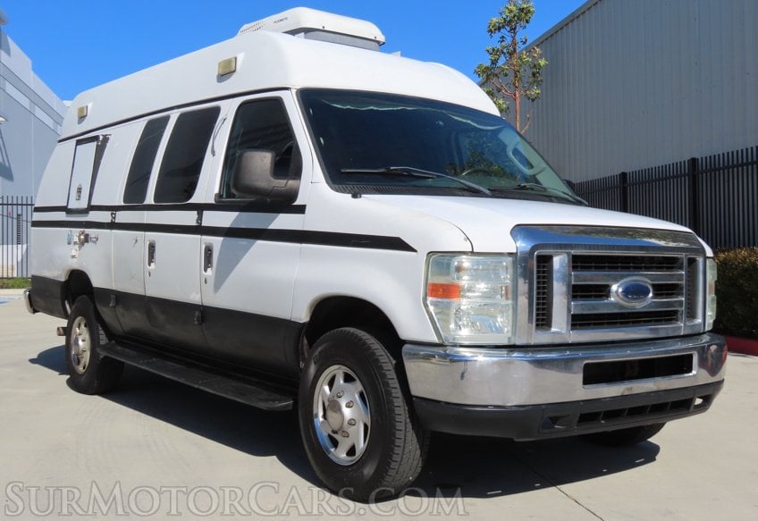 2008 Ford E-350 Frontline - Image 3