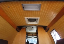 2008 Ford E-350 Frontline - Image 51