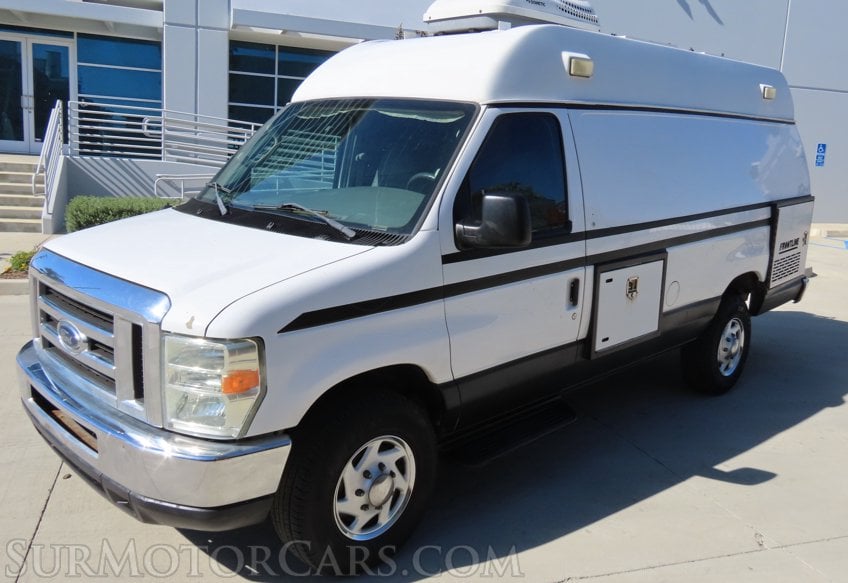 2008 Ford E-350 Frontline - Image 2