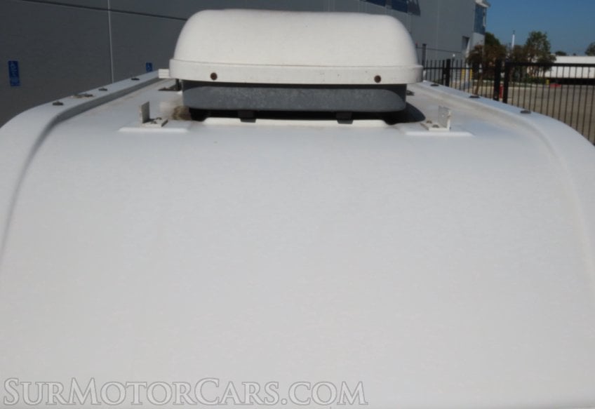 2008 Ford E-350 Frontline - Image 9